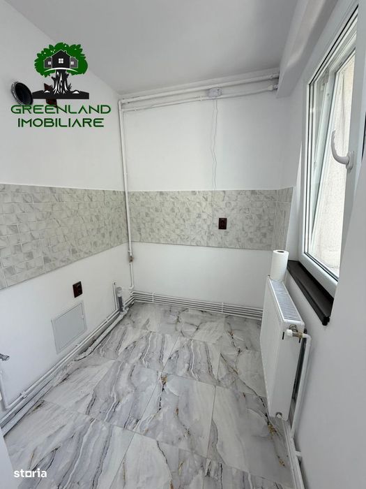 Apartament 3 camere, RENOVAT complet, fara risc, Tatarasi