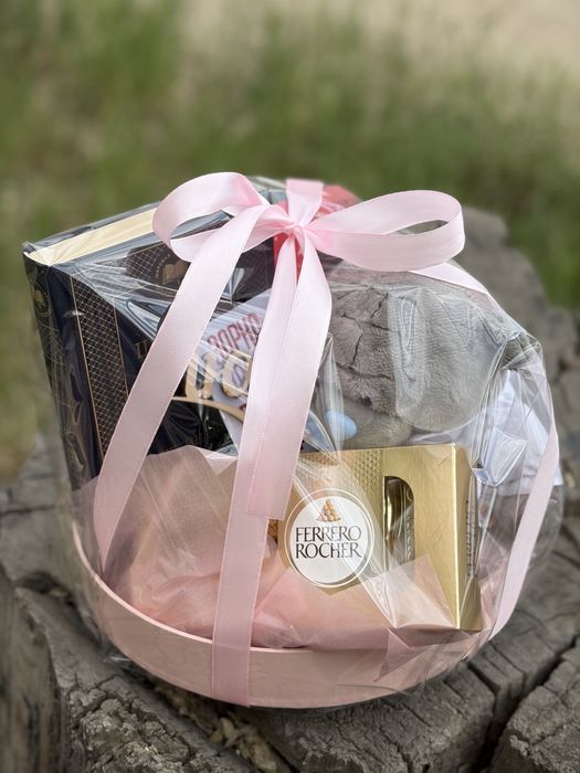 Бокс с книгой и игрушкой