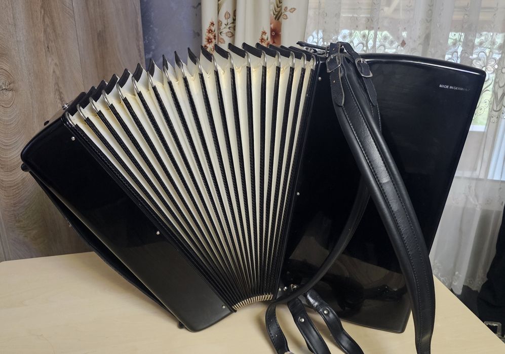 Hohner Favorit 4P 96 баса