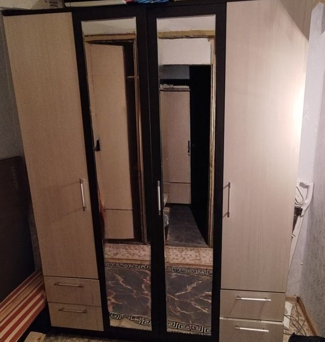 Продам шкаф для спальни