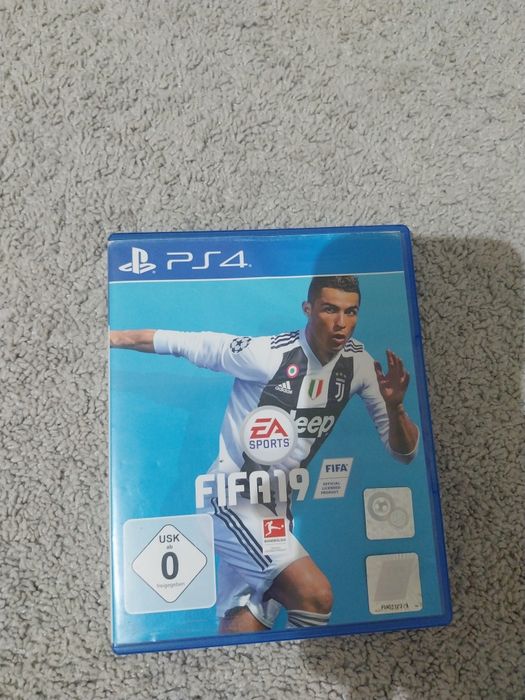 Jocuri online ps4 fifa 19, fifa 23, și call of duty