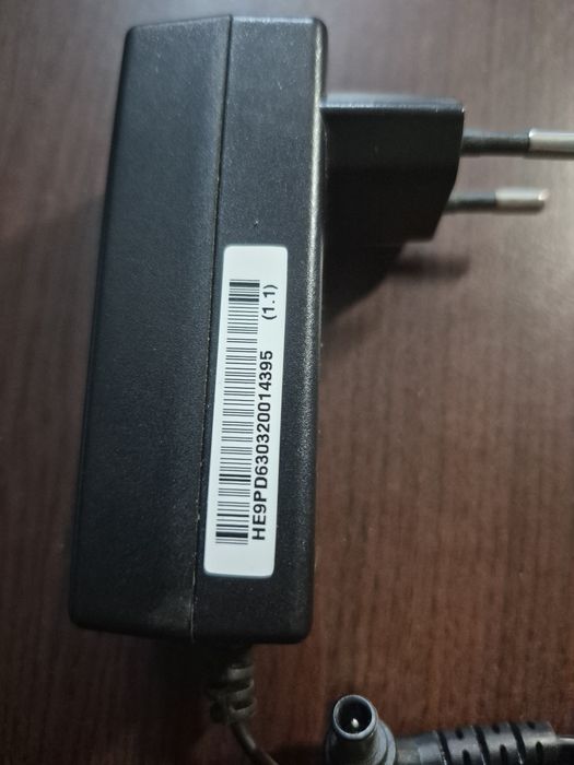 Alimentator(adaptor) original pentru monitor și televizor LG, 19V