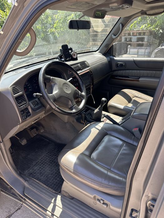 VÂND Nissan Patrol Y61 3.0 ZD30 — autoutilitară, recondiționat total, 200 CP
