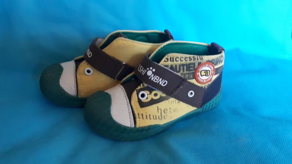 Ботинки кеды для мальчика (на 1-3года)