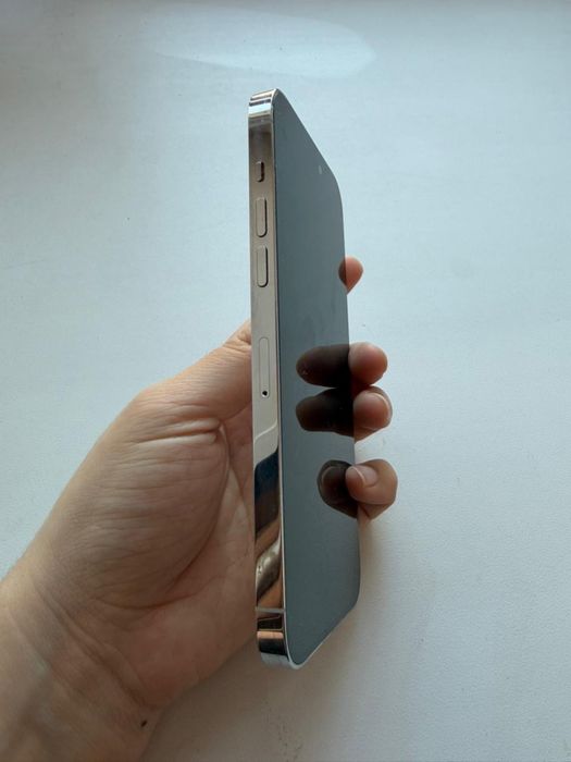 iPhone 14 Pro Max — отличное состояние, оригинал