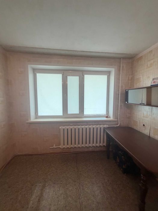 продам 2 ком квартиру на КСК