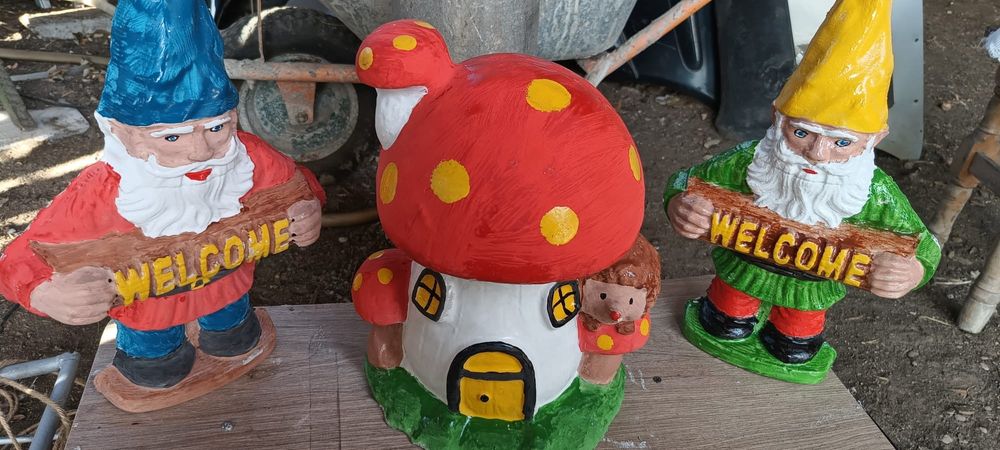 Vindem decorațiuni gradină