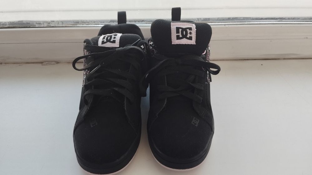 Кроссовки DC shoes