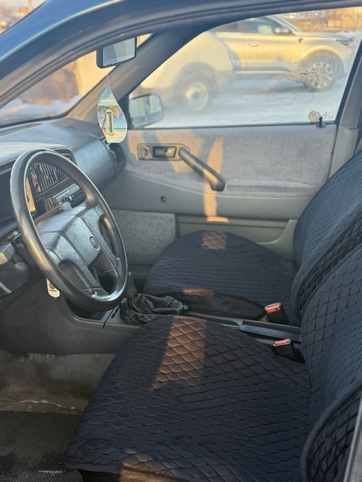 Фольцваген пасат 1.8 моно гур !