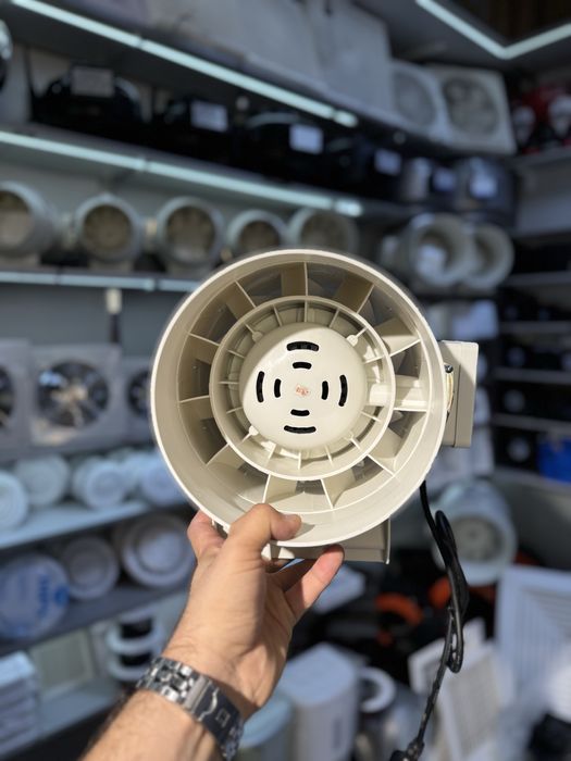 Вентилятор канальный пластиковый 200мм. 780м3/ч 130w