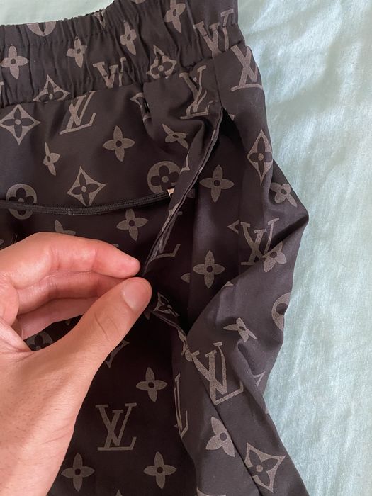 Sort de Baie Louis Vuitton