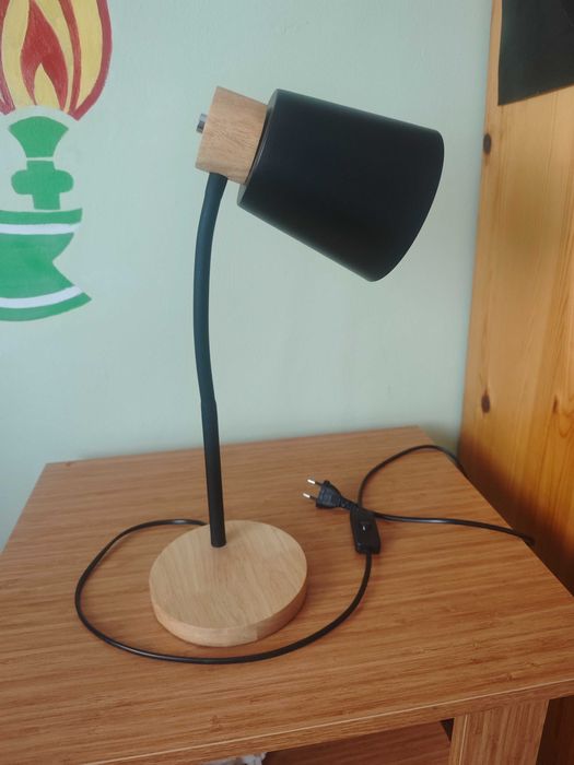 Лампа огъваща се във всички посоки