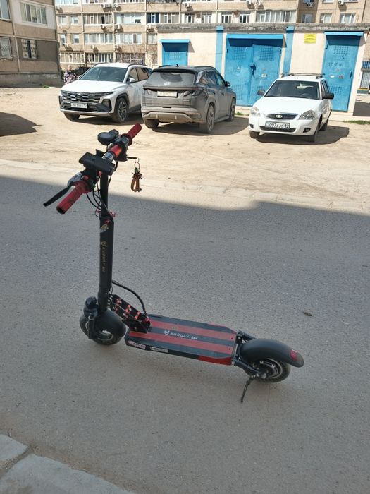 Электросамокат куго м 4