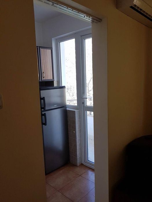 Дава се под наем Двустаен апартамент в Пловдив, Мараша - 65 кв.м за 375 € - Снимка #2