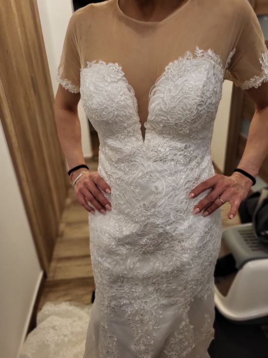 Rochie mireasa model deosebit *NOU*