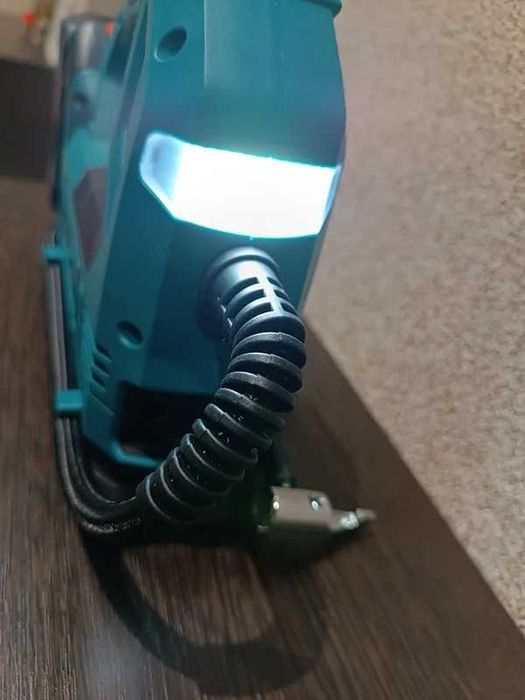 Мощная компрессор YD-9325 ваш спасатель на дороге и даче!