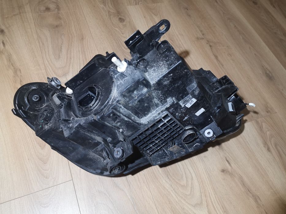 Far bmw x1 f48 full led stanga model cu ventilator