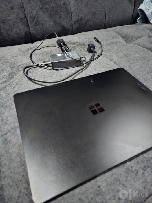 Продам Microsoft surface 4