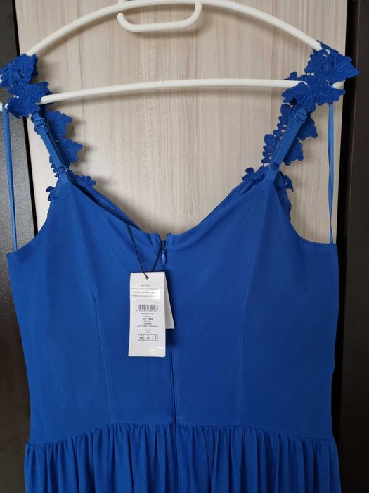 Бална  или официална рокля Lipsy London М, чашка С