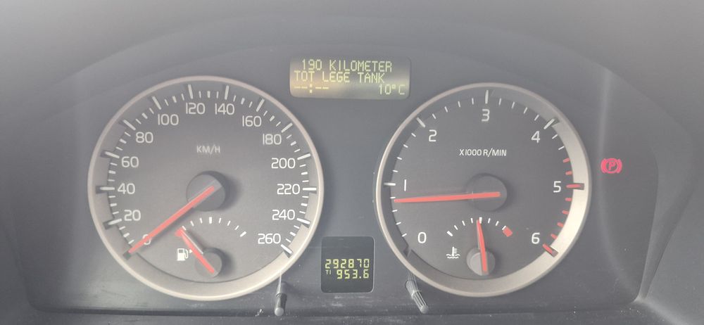 Volvo S40 1.6 Diesel – FĂRĂ DPF, Consum Mic, Dotări Complete