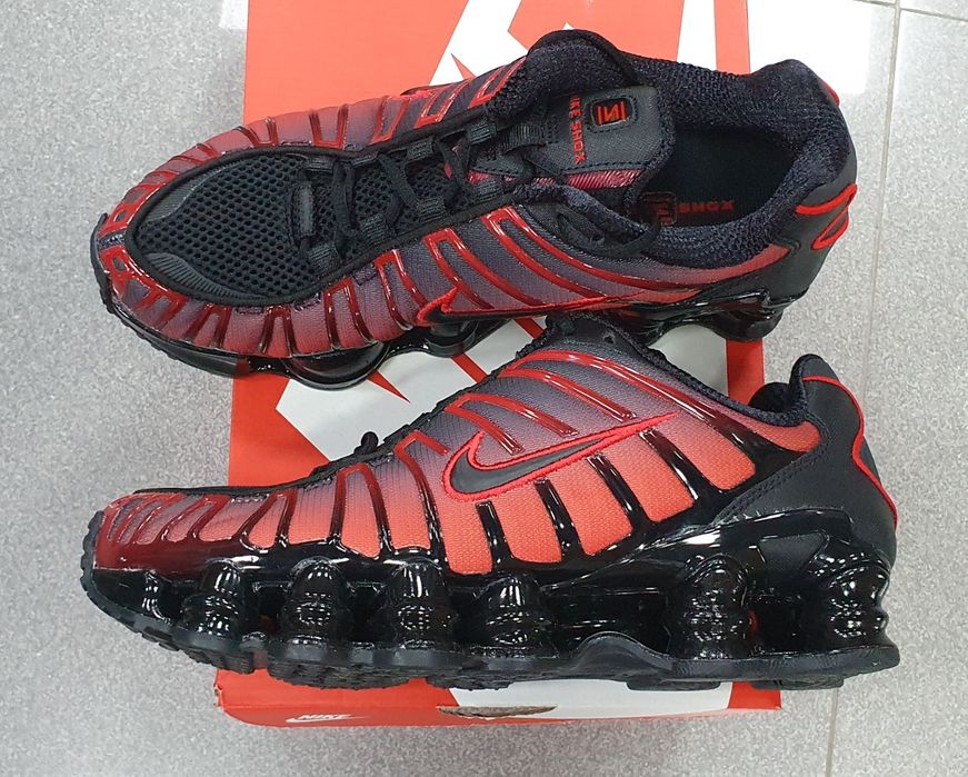 NIKE  SHOX  TL - Black University red
