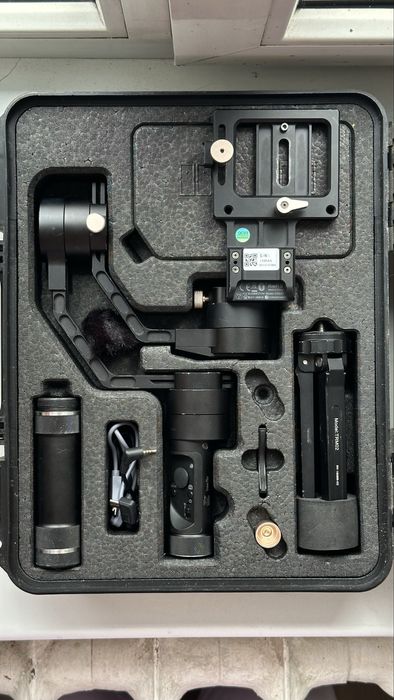 Zhiuyn crane plus CRA01