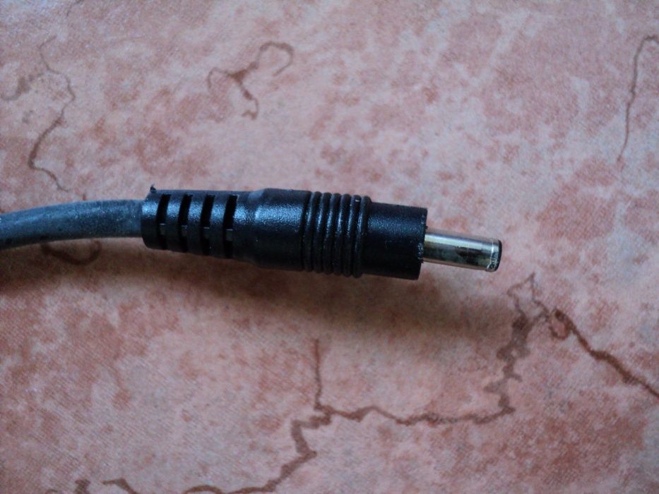 Incarcator/alimentator auto pt. telefon, navigatie, mufa universala