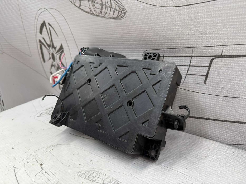 Modul electronic / ETACS / BCM / Panou siguranțe habitaclu Mitsubishi Outlander COD: 8637A885 2014 / [2013-2021] / (5D3)