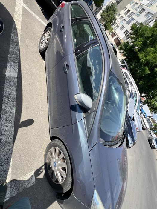 FORD Focus 2012 — imagine 9