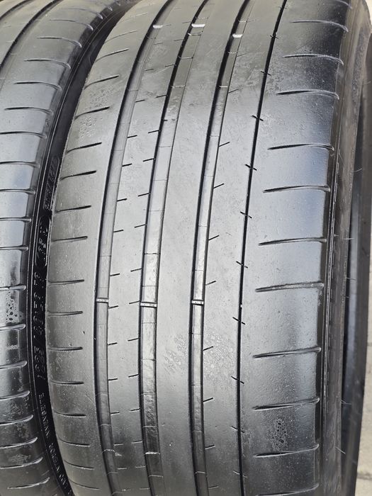 225 40 19 Michelin