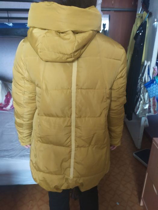 Продам куртку подростковую рост 160 см