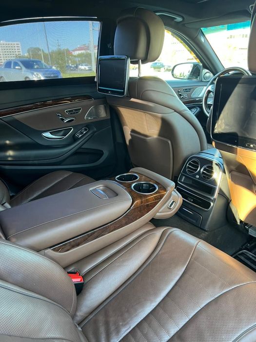 Машина в аренду с водителям