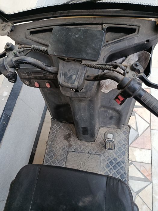 Uch oyoqli skuter 3 oyoqli skuter