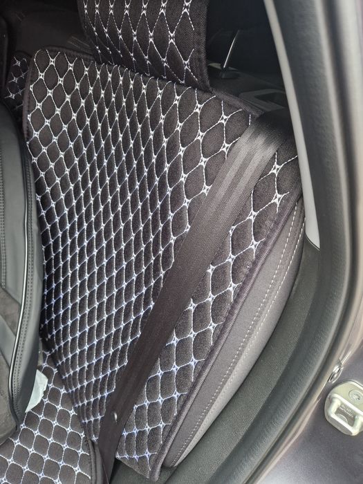 Продам авто чехол