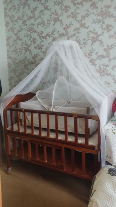 Кроватка детская