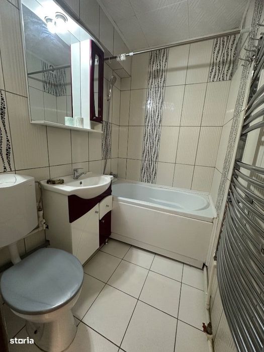 De vânzare apartament 3 camere Viziru 1 etaj 1 SUPER PRET