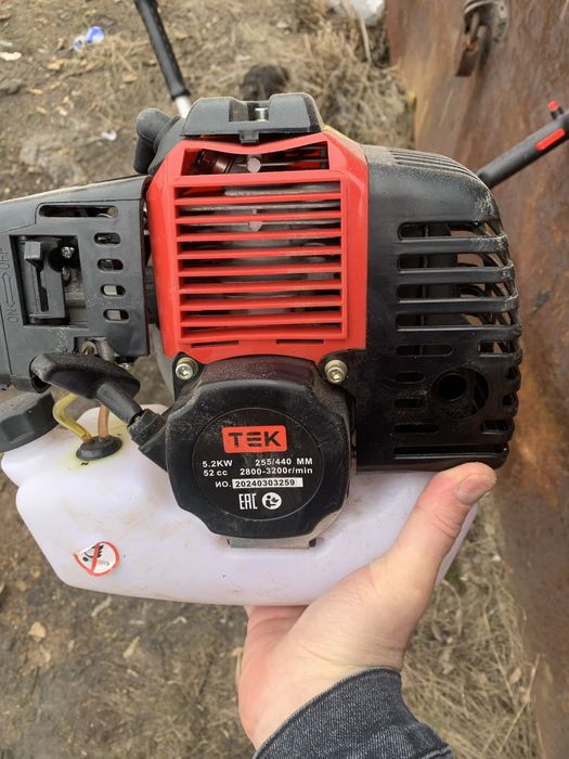 Тример ТЭК бензиновый