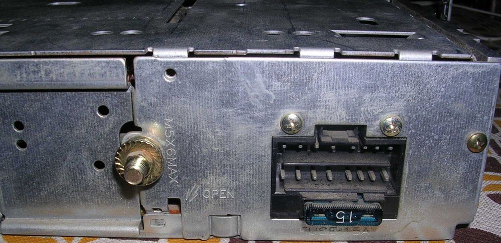 Авторадио касетофон чисто нов JVC KS-F172