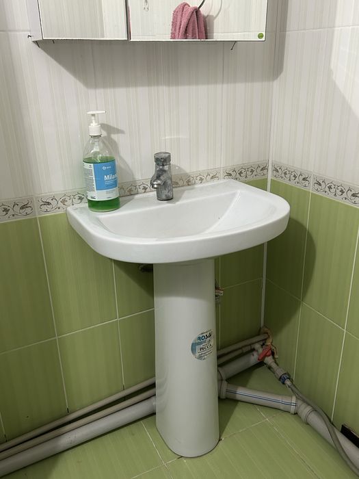Сантехника умывальник