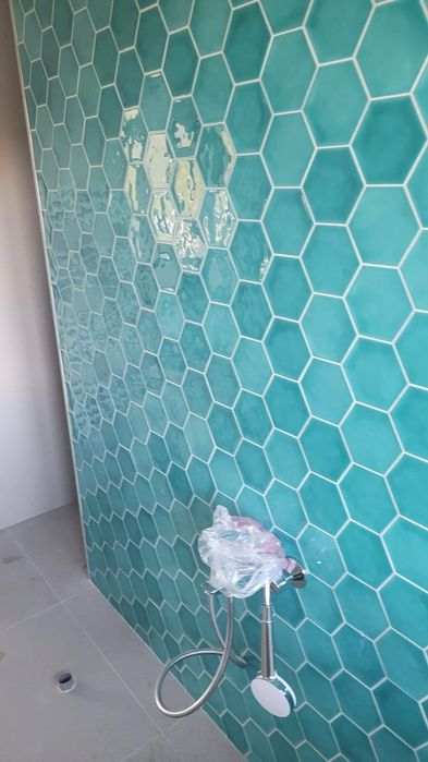 Montaj gresie si faianta, placari ceramice bai si terase