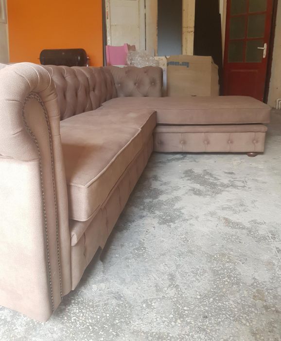 Canapea Chesterfield
