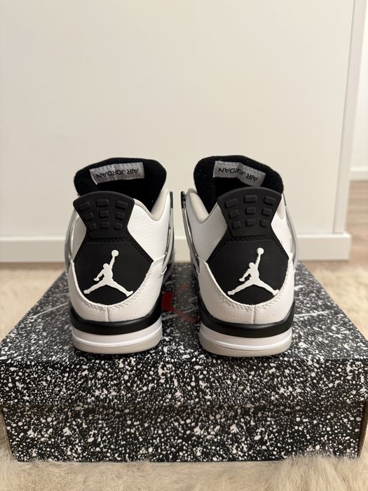 *REDUCERE* Nike Air Jordan 4 Military Black - Verificare colet