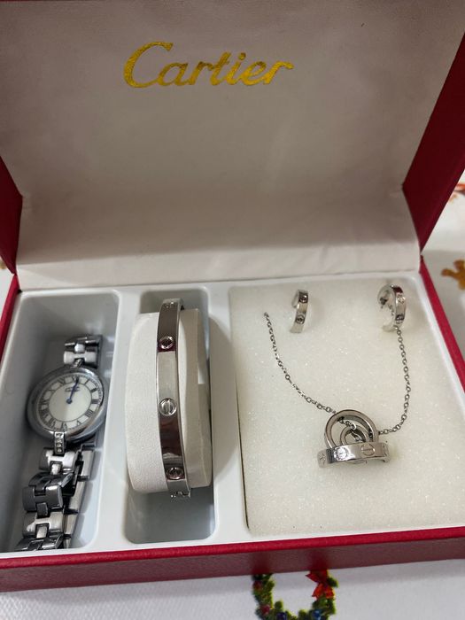 Комплек аксесоари