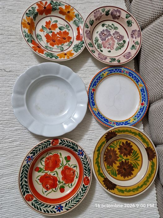 Farfurii vechii traditionale, pictate manual