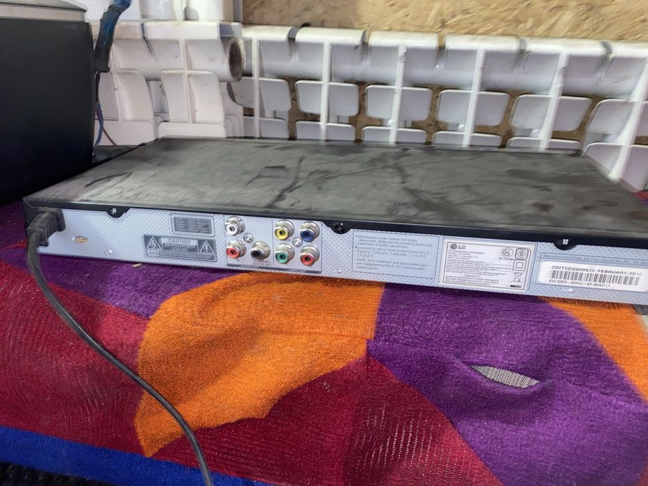Продам CD/DVD player LG