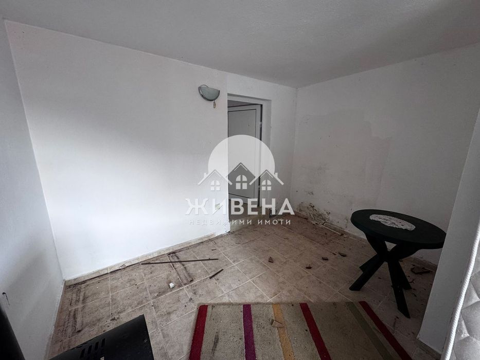 Продава къща за ремонт в гр.Балчик, площ 100 кв.м