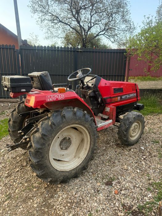 Tractoras Japonez mitsubishi