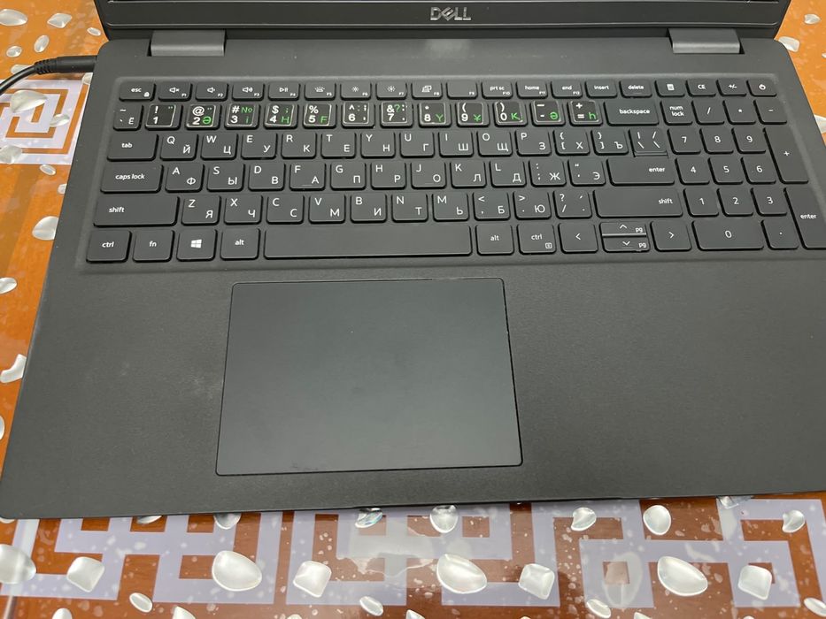 Ноутбук DELL офис