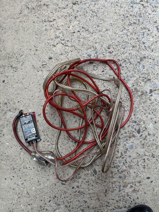 Провода кабель на самбуфер