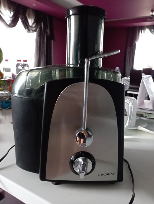 Сокоизтисквачка   .